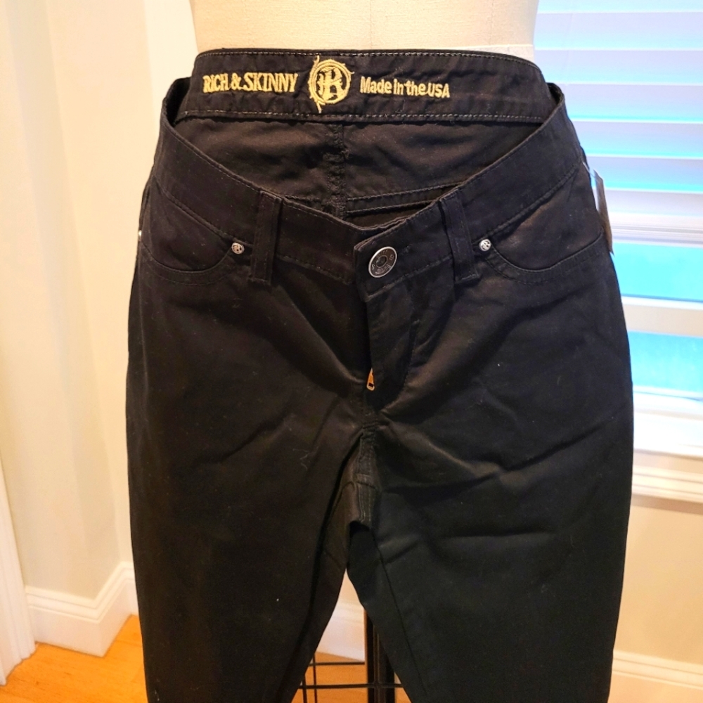 RICH & SKINNY PANTS